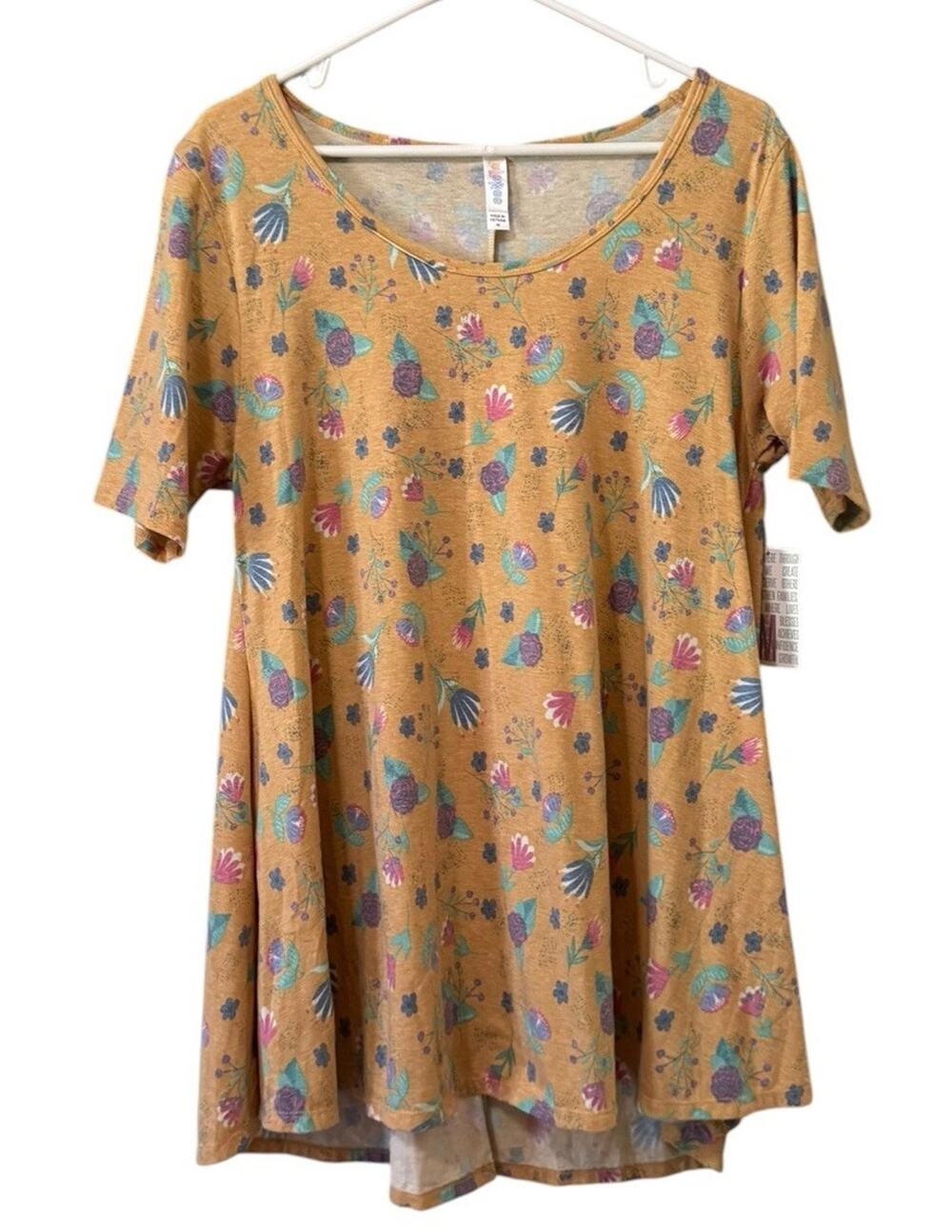 NWT LULAROE Perfect T Women Sz Medium Short Sleeve Floral Teacher Spring Casual